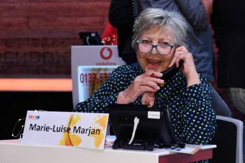 Entertainment Bilder der Woche KW47 Entertainment Bilder des Tages RTL-Spendenmarathon 2018 am 22.11.2018 im nobeo Studio 8 in Hürth Marie-Luise Marjan beim RTL-Spendenmarathon am 22.11.2018 im nobeo Studio 8 in Hürth *** RTL Spendenmarathon 2018 on 22 11 2018 at nobeo Studio 8 in Hürth Marie Luise Marjan at RTL Spendenmarathon on 22 11 2018 at nobeo Studio 8 in Hürth xRx
