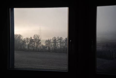 sunrise Oberboihingen Baden Württemberg Oberboihingen 23 11 2018 symbol picture tree trees silhoutte silhouettes tree silhouettes branches fields field shadow light sunlight contrast weather winter window window frame view through the window view Hamburg Hamburg Hamburg Germany