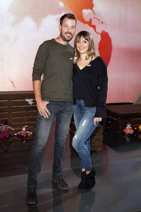 Gerald Heiser mit Ehefrau Anna Heiser beim 23. RTL-Spendenmarathon im Studio 8 der NOBEO Studios. Köln-Hürth, 23.11.2018 *** Gerald Heiser with his wife Anna Heiser at the 23 RTL Spendenmarathon in Studio 8 of NOBEO Studios Köln Hürth 23 11 2018 Foto:xC.xHardtx xFuturexImage