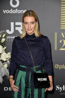 Marie van der Benken PLACE TO B Awards For the third time the PLACE TO B Awards will be presented to Social Media Stars and Content Creators in Berlin on 24 11 2018