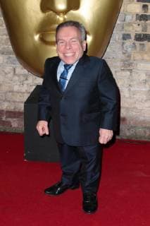English actor Warwick Davis attends the BAFTA Childrens Awards 2018 at The Roundhouse in London. NOVEMBER 25th 2018  GBHx184382
