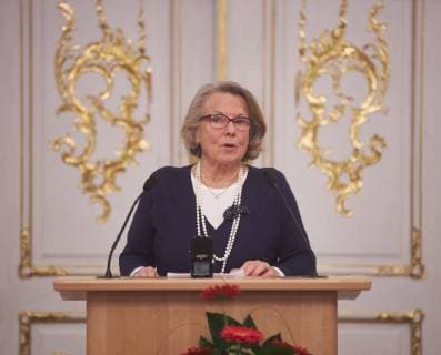 Ingrid Seinsch Foundation Remembrance Speech Award Marion Samuel Prize 2018 of the Foundation Remembrance of the documentary film group Rothenburg ob der Tauber Government of Swabia Rococo Hall 29 11 2018 Award Marion Samuel Prize 2018 of the Foundation Remembrance of the documentary film group Rothenburg ob der Tauber B-HAUPT