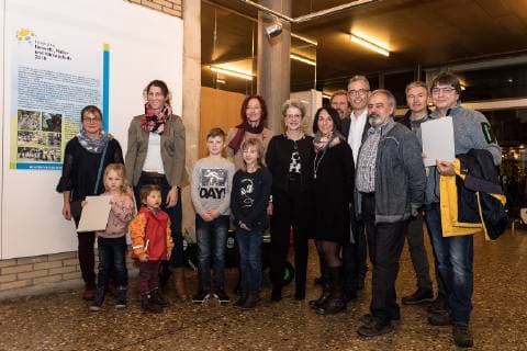 Reutlingen Foederpreis Umwelt Natur und Klimaschutz 2018 of the City of Reutlingen Award Ceremony Exhibition 30 11 2018 Group picture of the prize winners and Mayor Barbera Bosch Foederpreis Umwelt Natur und Klimaschutz 2018 of the City of Reutlingen Award Ceremony Exhibition 30 11 2018 Copyright: xWalther xEibner-Pressefotox EP_swr