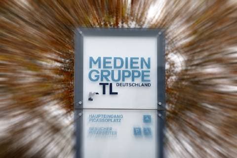 Firmenschild der Mediengruppe RTL Deutschland in Deutz. Kölln, 30.11.2018 *** Company sign of the Media Group RTL Germany in Deutz Kölln 30 11 2018 Foto:xC.xHardtx xFuturexImage