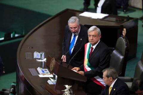 News Bilder des Tages Mexiko Stadt, Amtseinführung Andres Manuel Lopez Obrador December 1, 2018 - EUM20181201NAC30.JPG .CIUDAD DE MEXICO. InvestitureInvestidura-AMLO.- 1 de diciembre de 2018. Andres Manuel Lopez Obrador recibe la Banda Presidencial y toma protesta como Presidente de Mexico en el Palacio Legislativo de San Lazaro. Foto: Agencia EL UNIVERSALIrvin OlivaresEELG  - ZUMAu78_ 20181201_zaf_u78_038 Copyright: xElxUniversalx