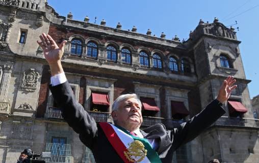 The new President of Mexico, Andres Manuel Lopez Obrador, arrives at the National Palace, in Mexico City, Mexico, 01 December 2018. Obrador left Congress after his investiture and headed to the National Palace, where he will chair a reception for international leaders and will address citizens. Lopez Obrador heads to the National Palace !ACHTUNG: NUR REDAKTIONELLE NUTZUNG!  Copyright: xDavidxGuzmanx AME3921 20181201-636792986628049468