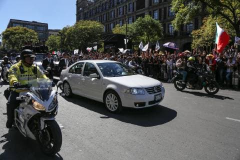 The new President of Mexico, Andres Manuel Lopez Obrador, heads to the National Palace, in Mexico City, Mexico, 01 December 2018. Obrador left Congress after his investiture and headed to the National Palace, where he will chair a reception for international leaders and will address citizens. Lopez Obrador heads to the National Palace !ACHTUNG: NUR REDAKTIONELLE NUTZUNG!  Copyright: xDavidxGuzmanx AME3902 20181201-636792987306312937