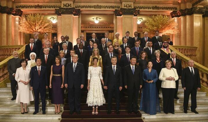 November 30, 2018 - Buenos Aires, Argentina - Argentine President Mauricio Macri, center, and his wife Juliana Awada, stand for a group photo with world leaders at the G20 Summit Gala at the Colon Theater November 30, 2018 in Buenos Aires, Argentina. Standing from left to right in the first row are: Japanese Prime Minister Shinzo Abe and his wife Akie Abe, First Lady Melania Trump and U.S. President Donald Trump, Argentine First Lady Juliana Awada, Argentine President Mauricio Macri, Chinese President Xi Jinping and wife Peng Liyuan, German Chancellor Angela Merkel and Russian President Vladimir Putin. Buenos Aires Argentina - ZUMAp138 20181130_zaa_p138_123 Copyright: xG20xArgentinax