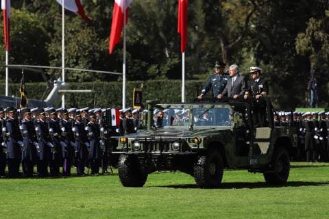 December 2, 2018 - EUM20181202NAC21.JPG.CIUDAD DE MEXICO. Presidency Presidencia-AMLO.- 2 de diciembre de 2018.- El presidente Andres Manuel Lopez Obrador, acompanado de los secretarios de la Defensa Nacional, Luis Crescencio Sandoval y de Marina, Jose Rafael Ojeda, durante la ceremonia de salutacion de las Fuerzas Armadas, en el Campo Marte. Foto: Agencia EL UNIVERSAL RCC.  - ZUMAu78_ 20181202_zaf_u78_061 Copyright: xBerenicexFregosox