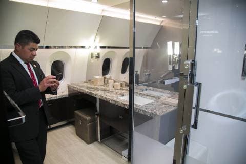 December 2, 2018 - EUM20181202ECO08.JPG.CIUDAD DE MEXICO.- Presidency Presidencia-Avion.- 2 de diciembre de 2018.- Recorrido por el avion presidencial Boing 877-8 Jose Maria Morelos y Pavon que sera enviado a Estados Unidos para su venta, anuncio que hizo este domingo el nuevo director general de Banobras, Jorge Mendoza. Foto: Agencia EL UNIVERSAL Yadin Xolalpa RCC.  - ZUMAu78_ 20181202_zaf_u78_107 Copyright: xYadinxXolalpax