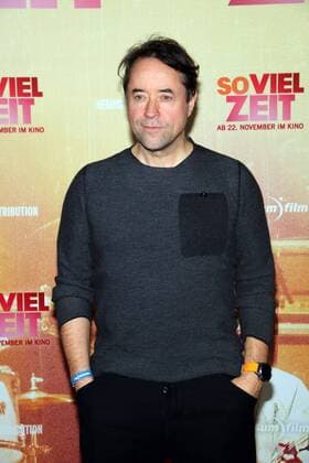 15 Jan Josef Liefers at the premiere of So viel Zeit at the Kulturbrauerei in Berlin on 14 11 2018 Berlin Germany Germany Copyright: xPOP-EYE Buggex POPEYE10106629