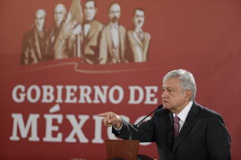 Mexican President Andres Manuel Lopez Obrador delivers a press conference at the National Palace, in Mexico City, Mexico, 04 December 2018. Obrador celebrated the advance of the Mexican Stock Exchange (BMV) and the Mexican peso in its first Monday of mandate, because it denotes that there is confidence in the markets. Lopez Obrador celebrates confidence of markets in its first days of mandate !ACHTUNG: NUR REDAKTIONELLE NUTZUNG!  Copyright: xJoséxMéndezx AME5355 20181204-636795353945892215