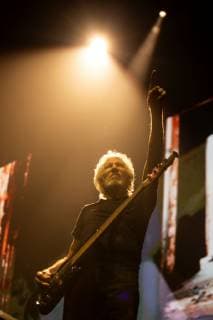 British singer Roger Waters performs during a concert part of his Us + Them Tour in Guadalajara, Jalisco state, México, 04 December 2018. British musician Roger Waters performs in Guadalajara !ACHTUNG: NUR REDAKTIONELLE NUTZUNG!  Copyright: xFranciscoxGuascox AME5728 20181205-636795857439191411