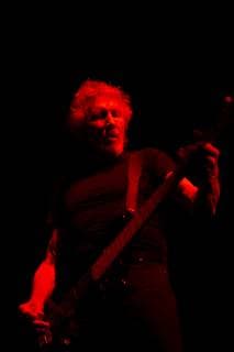 British singer Roger Waters performs during a concert part of his Us + Them Tour in Guadalajara, Jalisco state, México, 04 December 2018. British musician Roger Waters performs in Guadalajara !ACHTUNG: NUR REDAKTIONELLE NUTZUNG!  Copyright: xFranciscoxGuascox AME5731 20181205-636795858052511582