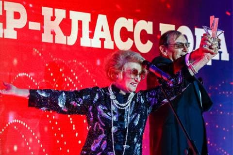 MOSCOW, RUSSIA - DECEMBER 5, 2018: Film director Svetlana Druzhinina (L) and cinematographer Anatoly Mukasei, winners of the Masterclass of the Year award, during a ceremony to present the Event of the Year 2018 prize held by the Cinema Reporter magazine at Illusion Cinema. Cinema Reporter is a new magazine that was established by the editorial staff of the Russian version of The Hollywood Reporter magazine. Artyom Geodakyan TASS  TS099F6A