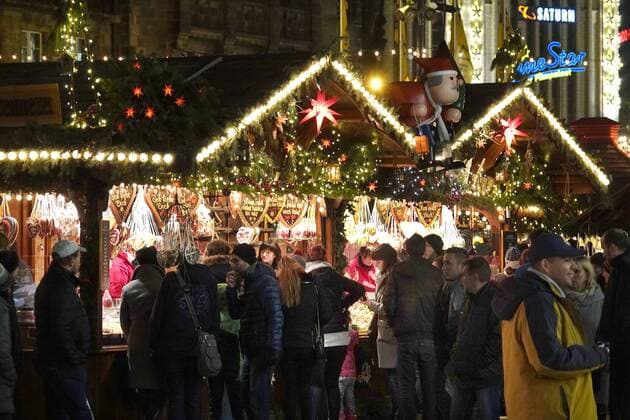Christmas Market 2018 01 12 2018 Chemnitz Christmas Market was well attended the Christmas Market on Saturday the weather showed its good side after the icy start on Friday Chemnitz Saxony BRD