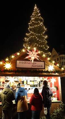 Christmas Market 2018 01 12 2018 Chemnitz Christmas Market was well attended the Christmas Market on Saturday the weather showed its good side after the icy start on Friday Chemnitz Saxony BRD