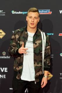 Bochum Germany 06 12 2018 1Live Crown 2018 Felix Lobrecht on the red carpet of the 1Live Crown DeFodi001