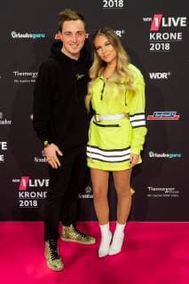 Bochum Germany 06 12 2018 1Live Crown 2018 Dagmara Nicole Ochmanczyk Dagi Bee and Eugen Kazakov on the red carpet of the 1Live Crown DeFodi001