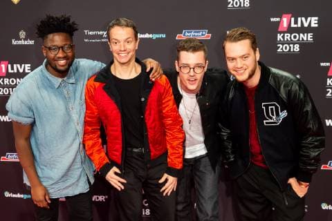 Bochum Germany 06 12 2018 1Live Crown 2018 All colours Kelvin Jones and Younotus on the red carpet of the 1Live Crown DeFodi001