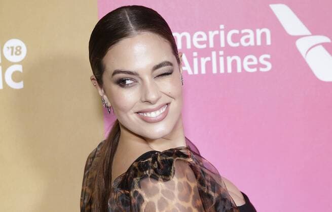 Entertainment Bilder des Tages Ashley Graham arrives on the red carpet at the Billboard Women In Music 2018 on December 6, 2018 in New York City.  NYP20181206215 JOHNxANGELILLO