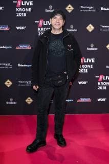 Ole Plogstedt at the 19th award ceremony of the 1Live Crown 2018 in the Jahrhunderthalle Bochum 06 12 2018 Foto:xC.xHardtx xFuturexImage