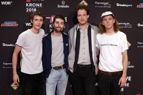 AnnenMayKantereit at the 19th award ceremony of the 1Live Crown 2018 in the Jahrhunderthalle Bochum 06 12 2018 Foto:xC.xHardtx xFuturexImage
