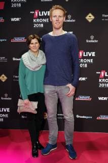 Jonas Reckermann with his wife Katja Reckermann at the 19th presentation of the 1Live Crown 2018 in the Jahrhunderthalle Bochum 06 12 2018 Foto:xC.xHardtx xFuturexImage