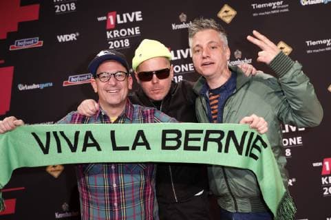 Fat bread at the 19th award ceremony of the 1Live Krone 2018 in the Jahrhunderthalle Bochum 06 12 2018 Foto:xC.xHardtx xFuturexImage