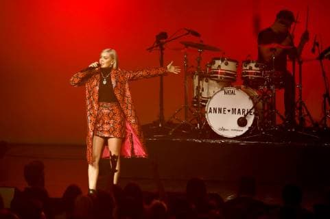 Anne Marie at the 19th presentation of the 1Live Crown 2018 in the Jahrhunderthalle Bochum 06 12 2018 Foto:xC.xHardtx xFuturexImage