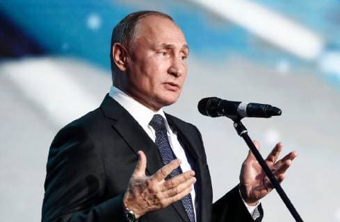 MOSCOW, RUSSIA â€“ DECEMBER 7, 2018: Russia s President Vladimir Putin at a ceremony to present the 2018 Russian Geographical Society Prize, at the State Kremlin Palace. Anton Novoderezhkin TASS  TS09A522