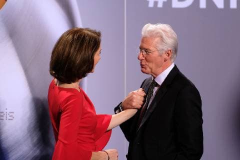 Katarina Barley and Richard Gere at the German Sustainability Award ceremony on 8 12 2018 in Düsseldorf German Sustainability Award 2018 in Duesseldorf