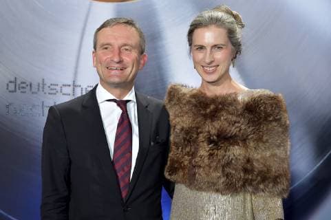 German Sustainability Award 2018 on 07 12 2018 at the Maritim Hotel in Düsseldorf Thomas Geisel Lord Mayor City of Düsseldorf with his wife Vera xJFx
