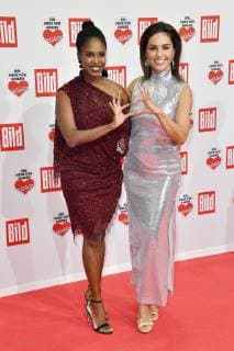 Motsi Mabuse und Nazan Eckes bei der TV Spendengala Ein Herz für Kinder 2018 im Studio G in Adlershof. Berlin, 08.12.2018 *** Motsi Mabuse and Nazan Eckes at the TV Spendengala Ein Herz für Kinder 2018 in the Studio G in Adlershof Berlin 08 12 2018 Foto:xF.xKernx xFuturexImage