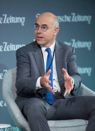 Professor Gabriel J FELBERMAYR Head of the ifo Institute Leibniz Center for Economic Research at the University of Munich Panel 10 Europe USA China Who determines the rules of globalization Sueddeutsche Zeitung Wirtschaftsgipfel 2018 at Hotel Adlon in Berlin Germany on 14 11 2018