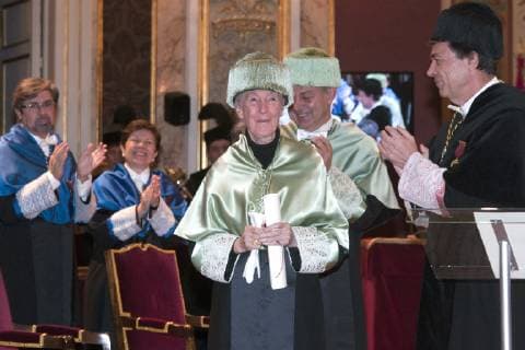 Jane Goodall erhält die Ehrendoktorwürde der Universität Complutense. Madrid, 15.12.2018 Jane Goodall *** Jane Goodall receives honorary doctorate from Complutense University Madrid 15 12 2018 Jane Goodall  Foto:xDyDxFotografosx xFuturexImage