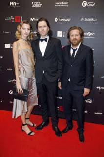 Amy Zeilon Sverrir Gudnason and Janus Metz at the 31th European Film Awards 2018 at the Teatro de la Maestranza Sevilla 15 12 2018 Foto:xS.xGabschx xFuturexImage