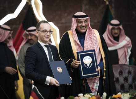 News Themen der Woche KW50 News Bilder des Tages Bundesaussenminister Heiko Maas (L), SPD, und der Aussenminister des Staates Kuwait, Sabah Al-Khalid Al-Sabah, im Rahmen der Unterzeichnung einer gemeinsamen AbsichtserklâˆöÂßrung in Kuwait, 16.12.2018. Kuwait-City Kuwait *** Federal Foreign Minister Heiko Maas L SPD and the Foreign Minister of the State of Kuwait Sabah Al Khalid Al Sabah within the framework of the signing of a joint AbsichtserklâˆöÂßrung in Kuwait 16 12 2018 Kuwait City Kuwait Kuwait Copyright: xXanderxHeinl photothek.netx