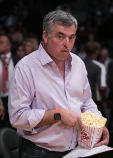 December 21, 2018 - Los Angeles, California, U.S - Eddy Cue attends the NBA game between the Los Angeles Lakers and the New Orleans Pelicans on Friday December 21, 2018 at the Staples Center in Los Angeles, California. Lakers defeat Pelicans, 112-104. Los Angeles U.S. - ZUMAp124 20181221_zaa_p124_014 Copyright: xJavierxRojasx