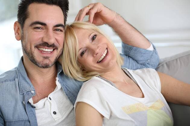  Cheerful couple having fun together model released Symbolfoto  Copyright: xGoodluzx Panthermedia15905825