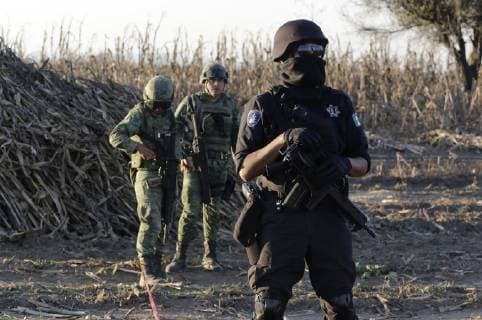 (181225) -- PUEBLA, Dec. 25, 2018 () -- Security members work at the helicopter crash site in Coronango, Puebla, Mexico, Dec. 24, 2018. The governor of Mexico s central state of Puebla, Martha Erika Alonso, and her husband Rafael Moreno Valle, ex-governor of the state, were killed in a helicopter crash on Monday, the head of the National Action Party Marko Cortes confirmed. ( Str) (rtg) MEXICO-PUEBLA-ACCIDENT-HELICOPTER CRASH XINHUA