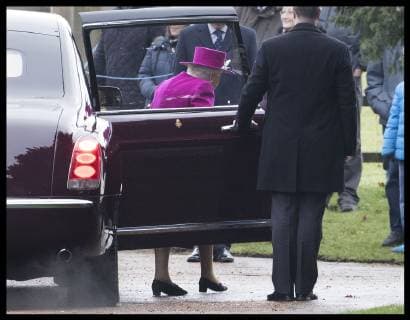 . 30 12 2018. Sandringham , United Kingdom. The Queen arriving for a church service in Sandringham, Norfolk, United Kingdom.  xStephenxLockx xi-Imagesx IIM-19064-0005