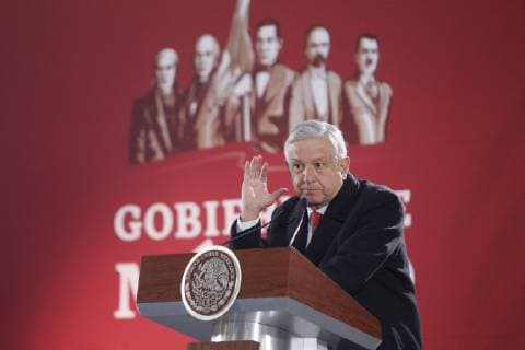 Mexiko, Andres Manuel Lopez Obrador Pressekonferenz Mexican President Andres Manuel Lopez Obrador delivers a press conference, at the National Palace, in Mexico City, Mexico, 03 January 2019. Obrador affirmed that homicides have dropped marginally during the last month. Government affirms murders in Mexico dropped in the last month !ACHTUNG: NUR REDAKTIONELLE NUTZUNG!  Copyright: xSashenkaxGutierrezx AME3504 20190103-636821296701872415