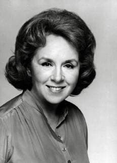 Publicity photo of Doris Roberts, circa 1975 File Reference 33636_883THA Hollywood CA USA  Copyright: xCinemaxPublishersxCollection xThexHollywoodxArchivex 33636_883THA