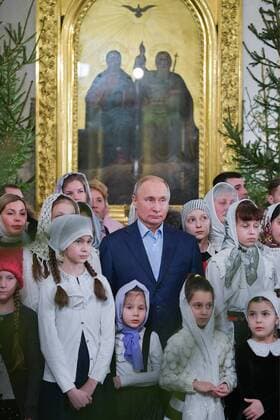 News Themen der Woche KW02 News Bilder des Tages ST PETERSBURG, RUSSIA â€“ JANUARY 7, 2019: Russia s President Vladimir Putin (C) attends a Christmas liturgy at the Transfiguration Cathedral. The Russian Orthodox Church celebrates Christmas according to the Julian calendar. Alexei Druzhinin Russian Presidential Press and Information Office TASS  TS09D34A