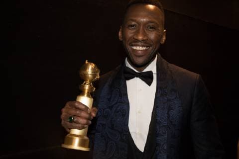 OSCARS. Bester Nebendarsteller. Preisträger 2011-2020 After winning the category of BEST PERFORMANCE BY AN ACTOR IN A SUPPORTING ROLE IN ANY MOTION PICTURE for his work in Green Book, actor Mahershala Ali poses backstage with his Golden Globe Award at the 76th Annual Golden Globe Awards at the Beverly Hilton in Beverly Hills, CA on Sunday, January 6, 2019.  Copyright: xHFPAx 33729_1563PLX