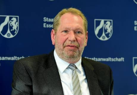 Essen Pressekonferenz, Effektive Bekaempfung der Clankriminalitaet Pressekonferenz Staatsanwaelte vor Ort in Essen-Effektive Bekaempfung der Clankriminalitaet,am 09.01.2019 in der Staatsanwaltschaft in Essen. Frank Richter,Polizeipraesident Essen. *** Essen Press conference Effective fight against clan crime Press conference Public prosecutors on site in Essen Effective fight against clan crime on 09 01 2019 in the public prosecutors office in Essen Frank Richter Police President Essen Copyright: xEIBNER Udo_Gottschalkx EP_eer