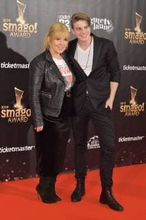 20 years SMAGO AWARD Vincent Gross Maite Kelly on the red carpet 20 years SMAGO AWARD in Berlin on 13 01 2019