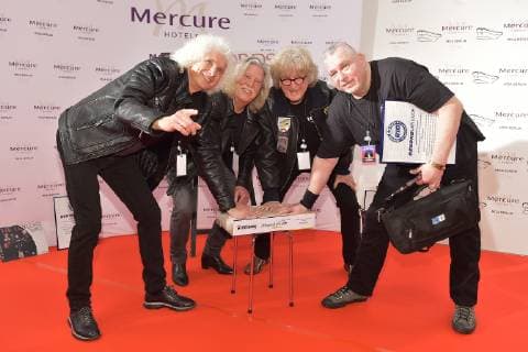 Presentation 20 years SMAGO AWARD The Lords 60 years stage show on the red carpet 20 years presentation SMAGO AWARD in Berlin on 13 01 2019
