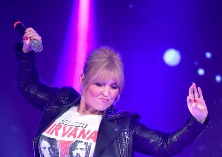 13 01 2019 xlakx Music smago AWARD emspor v l Maite Kelly with the award in hand at the smago Award ceremony at the Mercure Hotel MOA Berlin 13 01 2019 Music smago AWARD